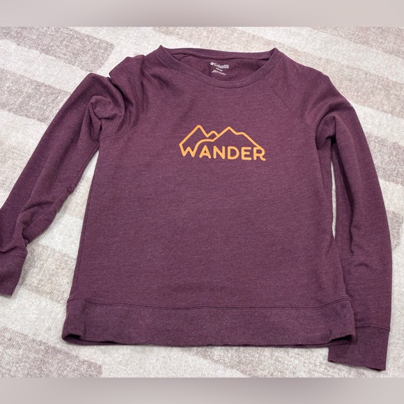 Columbia Tops - Columbia Crewneck